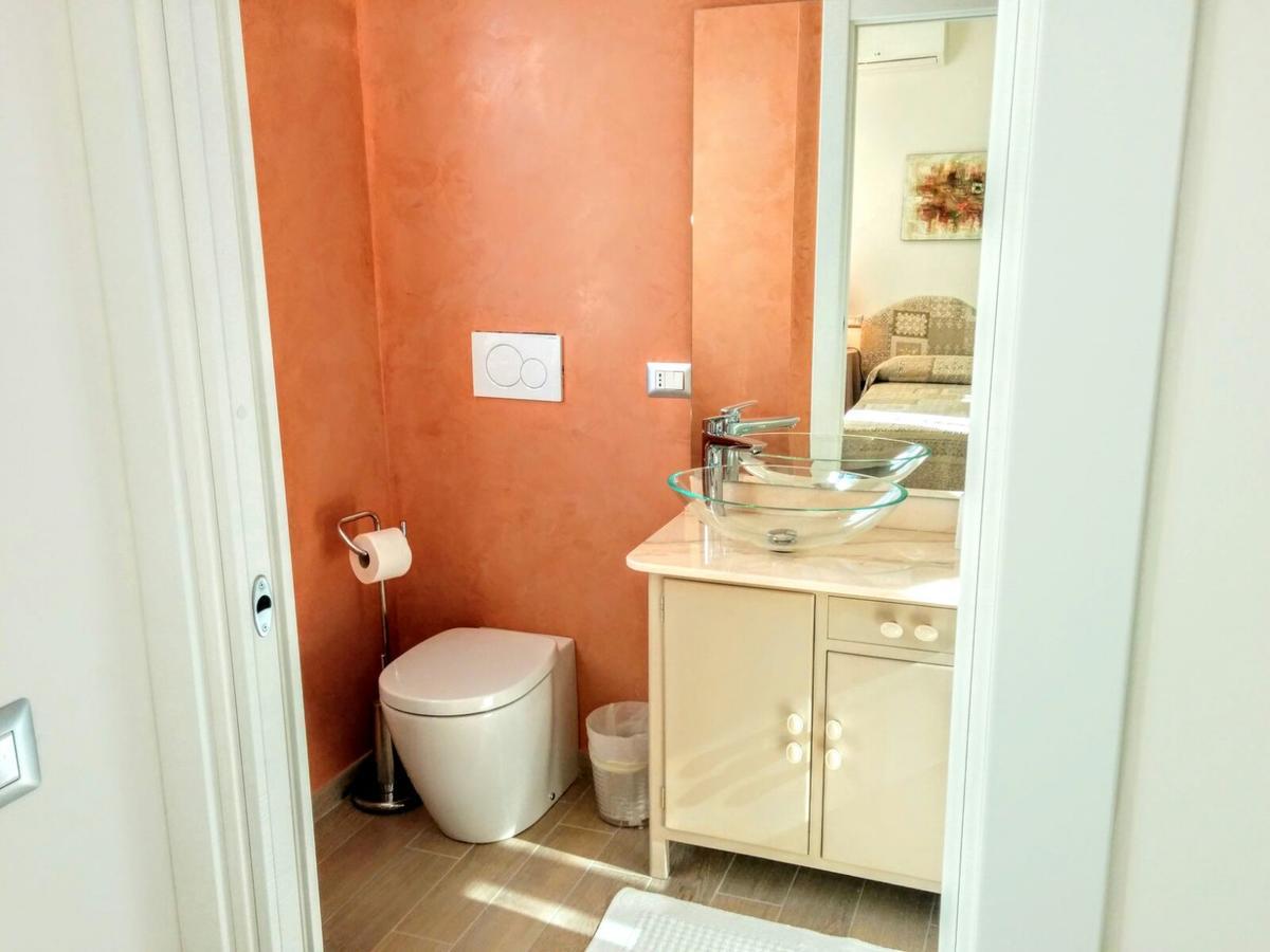 Marinella Guest House Cornale Bagian luar foto