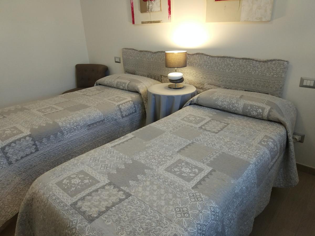 Marinella Guest House Cornale Bagian luar foto