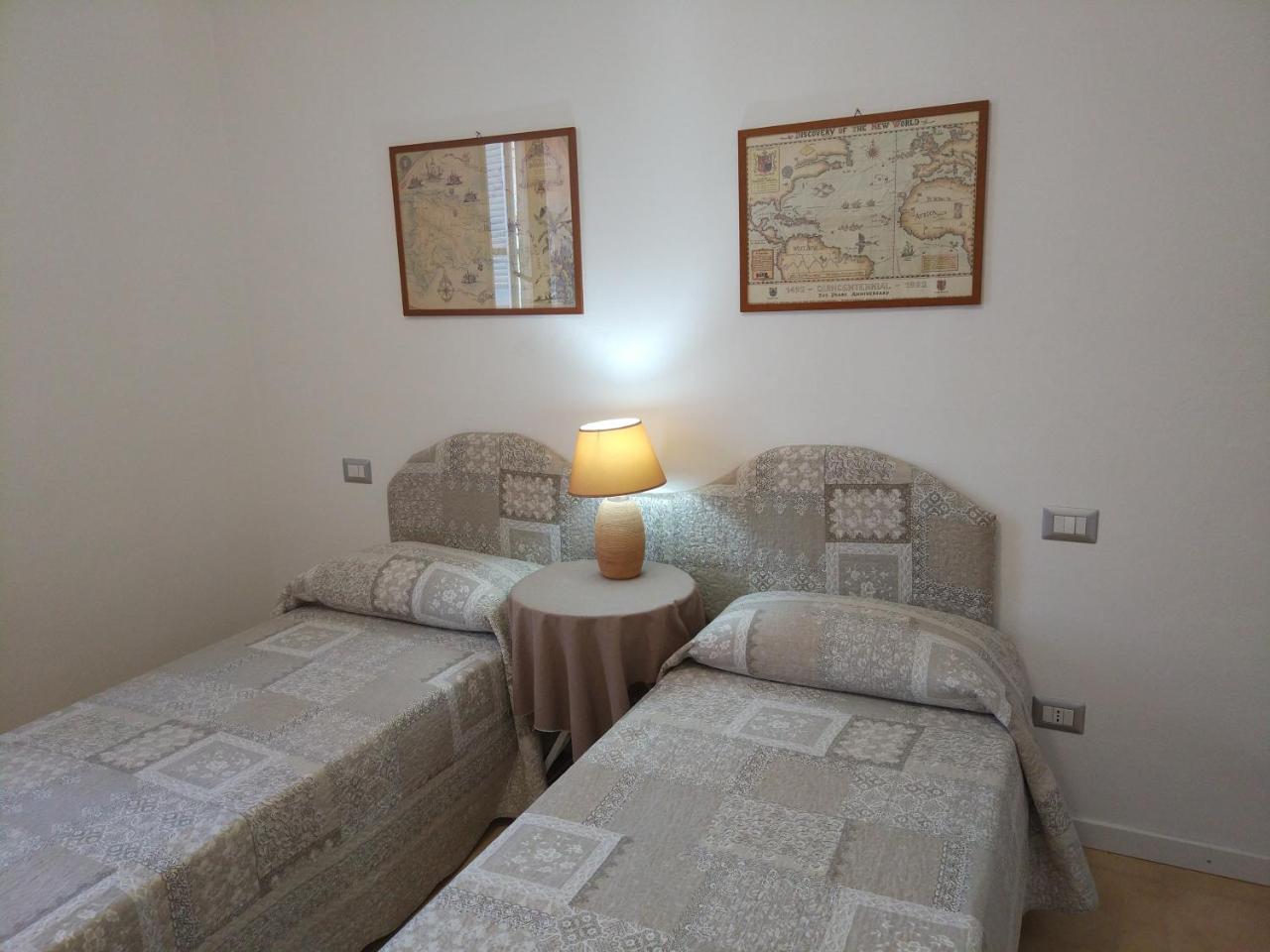 Marinella Guest House Cornale Bagian luar foto